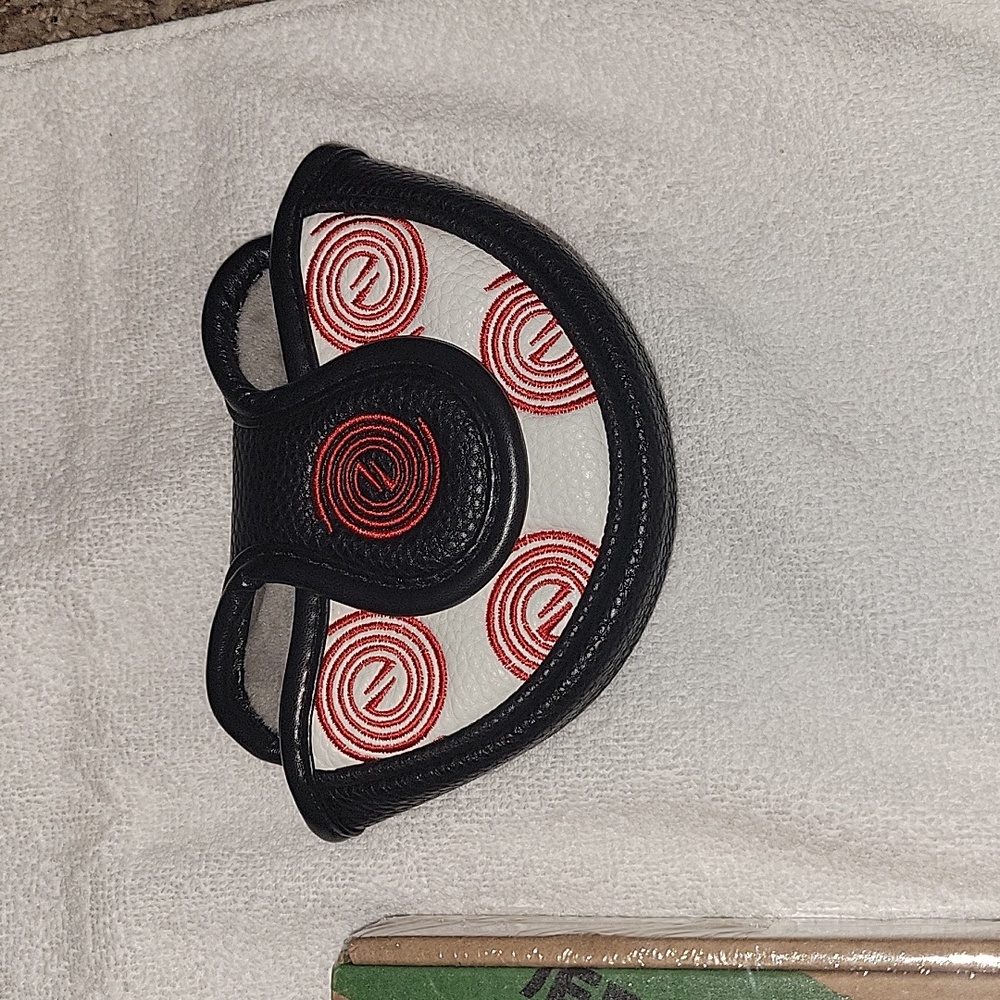 Golf club head cover